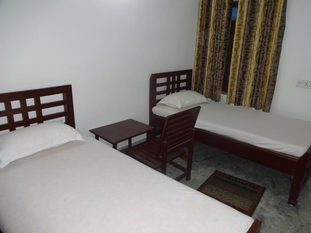 Harsh & Yash Guest House Бодх-Гая Номер фото